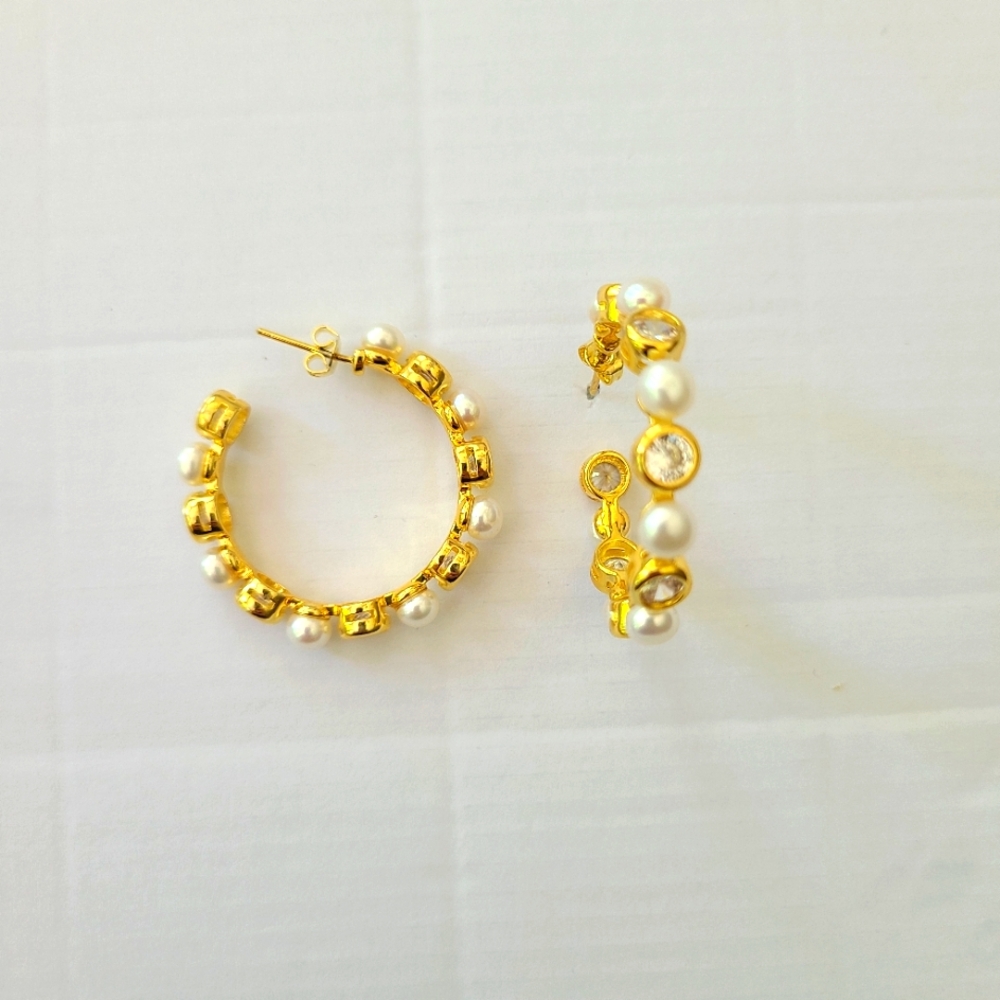New. Sterling Forever. 14K gold plated hoop earrings 1.25 inch.